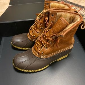 Fur lined bean boots